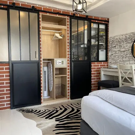 Beaubourg Marais Apartment Paris